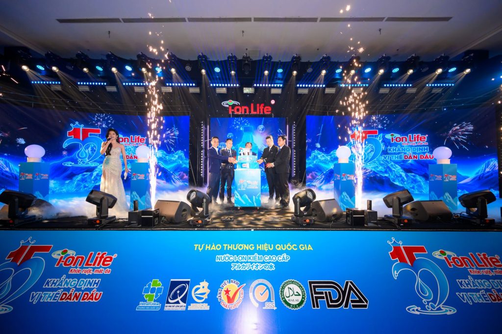 Công ty Cổ phần Nước Hoàng Minh
